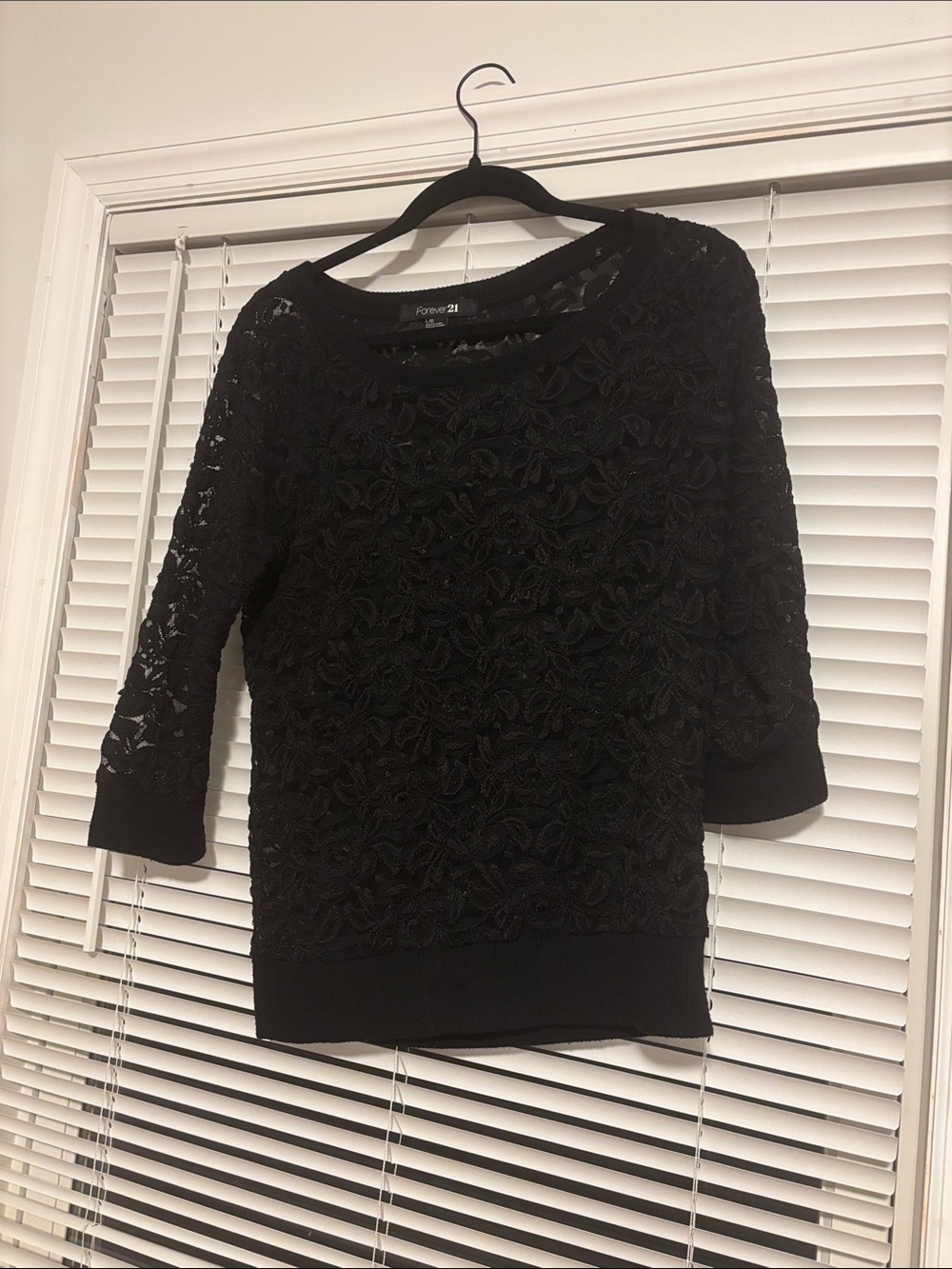 Forever 21 Black Floral Lace 3/4 Sleeve Top